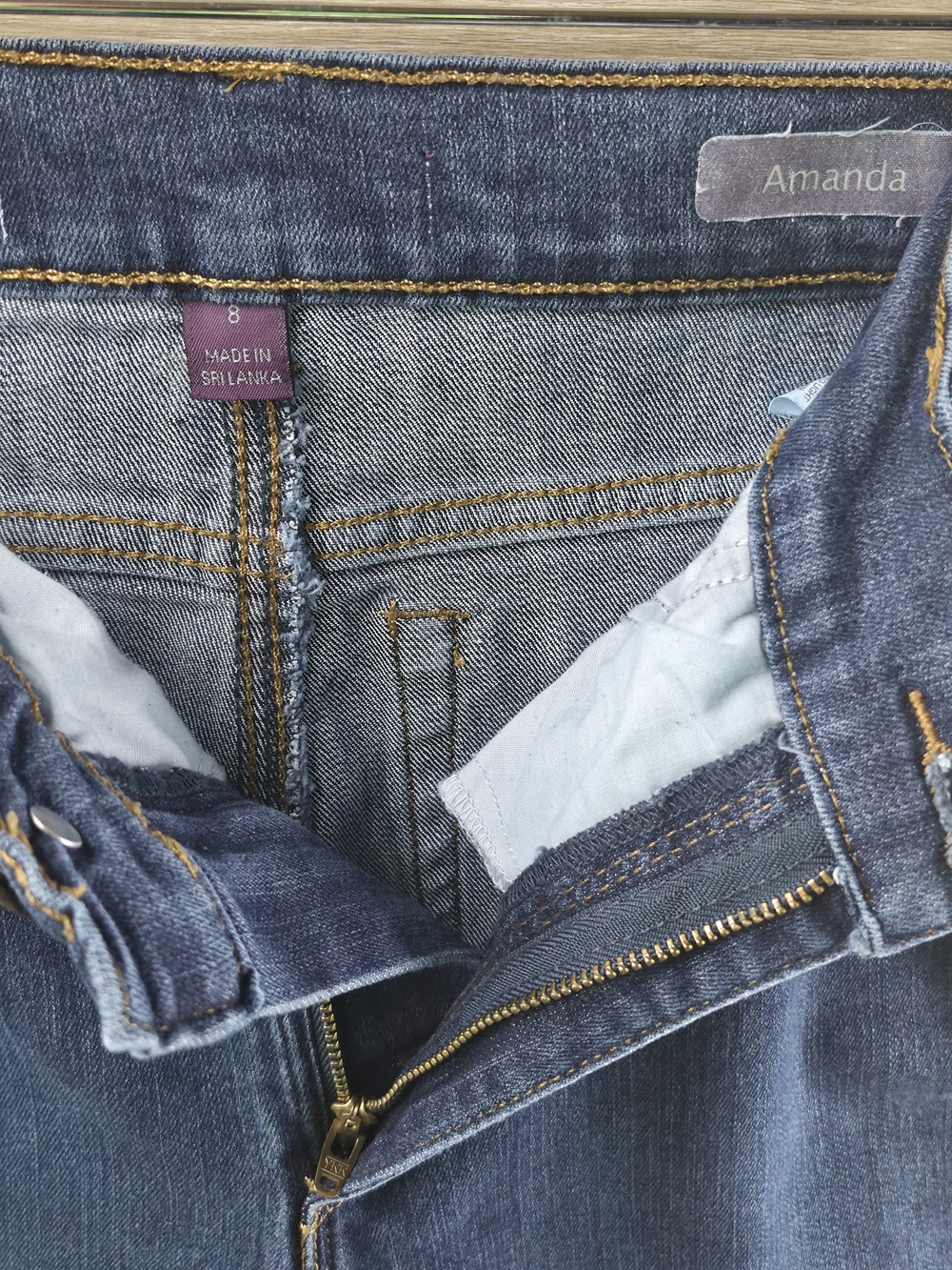 American Eagle Tomgirl Jeans High Rise Button Fly Slim Boyfriend Blue Size 6 - Picture 2 of 7
